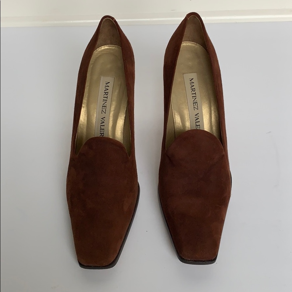 MARTINEZ VALERO Rich Brown Suede Heels